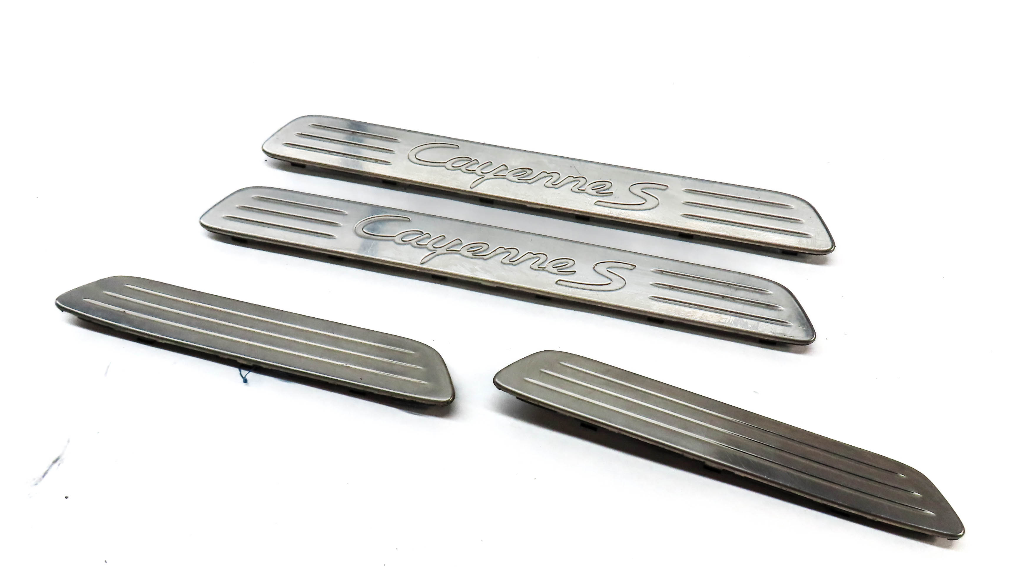2011 PORSCHE CAYENNE HYBRID (958) FRONT/REAR RIGHT/LEFT DOOR SILL SCUFF TRIM SET — exact item pictured